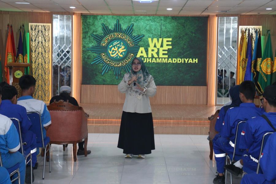 64-siswa-smkn-5-padang-kunjungi-umri-intip-kehidupan-kampus-dan-peluang-kuliah