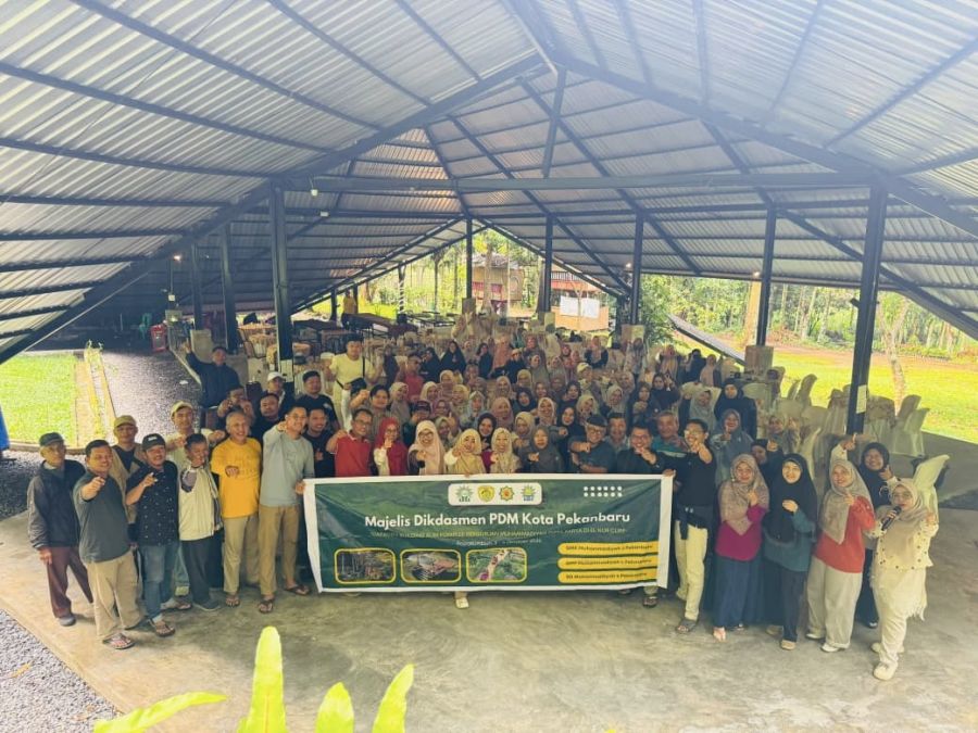 dari-payakumbuh-tiga-sekolah-muhammadiyah-pekanbaru-teguhkan-komitmen-kolaborasi-dan-kemajuan-aum