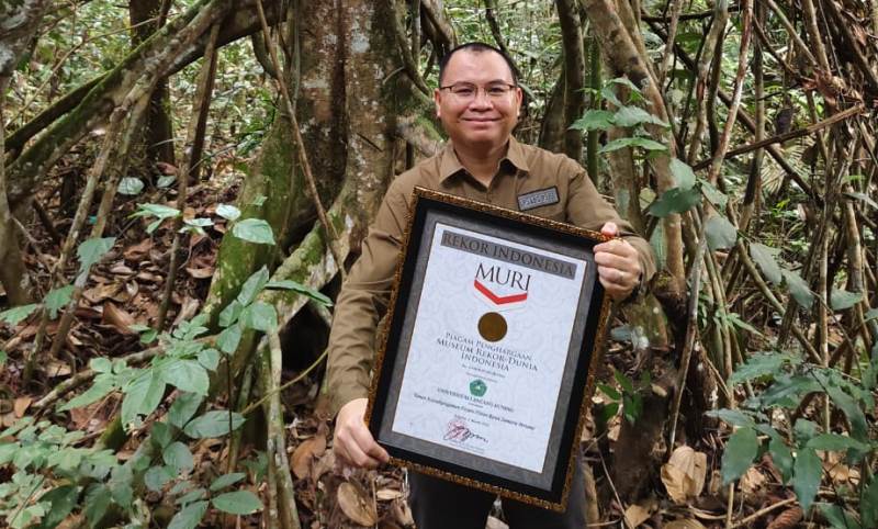 Ketua Dewan Pendidikan se-Indonesia  Prof Junaidi Ucapkan Selamat Untuk Prabowo Gibran