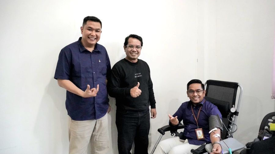 milad-ke-2-fk-umri-diwarnai-kegiatan-donor-darah