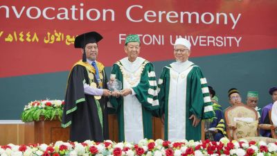dapat-penghargaan-dari-fatoni-university-thailand-umri-tegaskan-komitmen-go-international