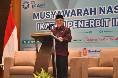 ikapi-diajak-mendikdasmen-bangun-ekosistem-literasi-yang-lebih-kuat-dan-bermutu