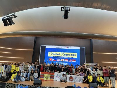 mahasiswa-fib-raih-prestasi-asean-theatre-2025-di-ui