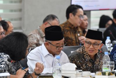 penataan-guru-jadi-fokus-pemerintah-kepastian-status-disiapkan-mulai-2027