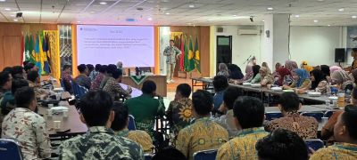 tingkatkan-profesionalisme-tenaga-kependidikan-umri-gelar-pelatihan-service-excellent