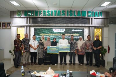 uir-gandeng-pt-apgwi-dua-mahasiswa-teknik-perminyakan-raih-beasiswa-penuh